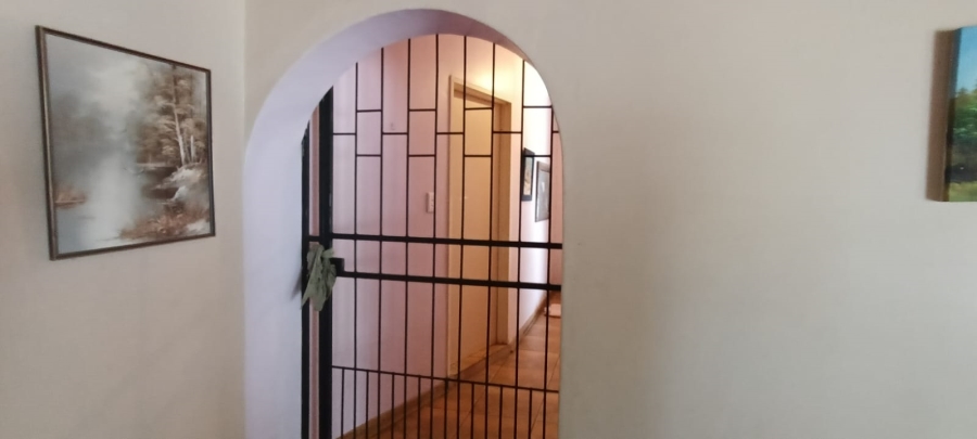 4 Bedroom Property for Sale in Ferreira Free State